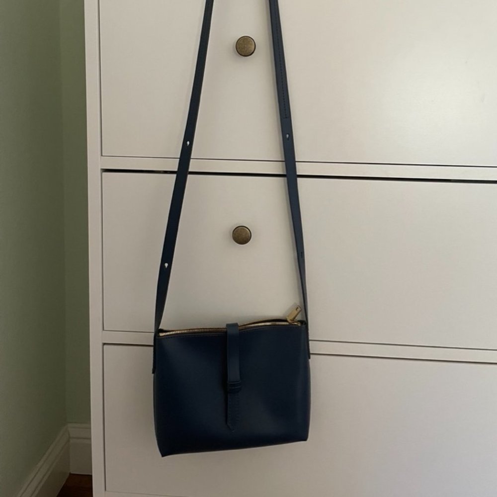 Chic J. Crew Leather Crossbody Bag in Navy